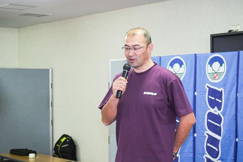 Y600